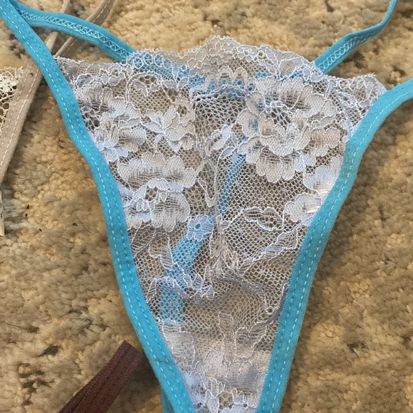 New bundle of 4 lace thong panties size large - Picture 3 of 5